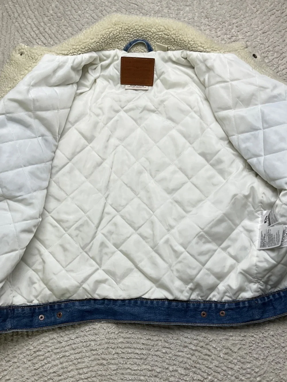Levi's Ex-Boyfriend Pieced Sherpa Trucker Jacket Women’s Large - Picture 6 of 16